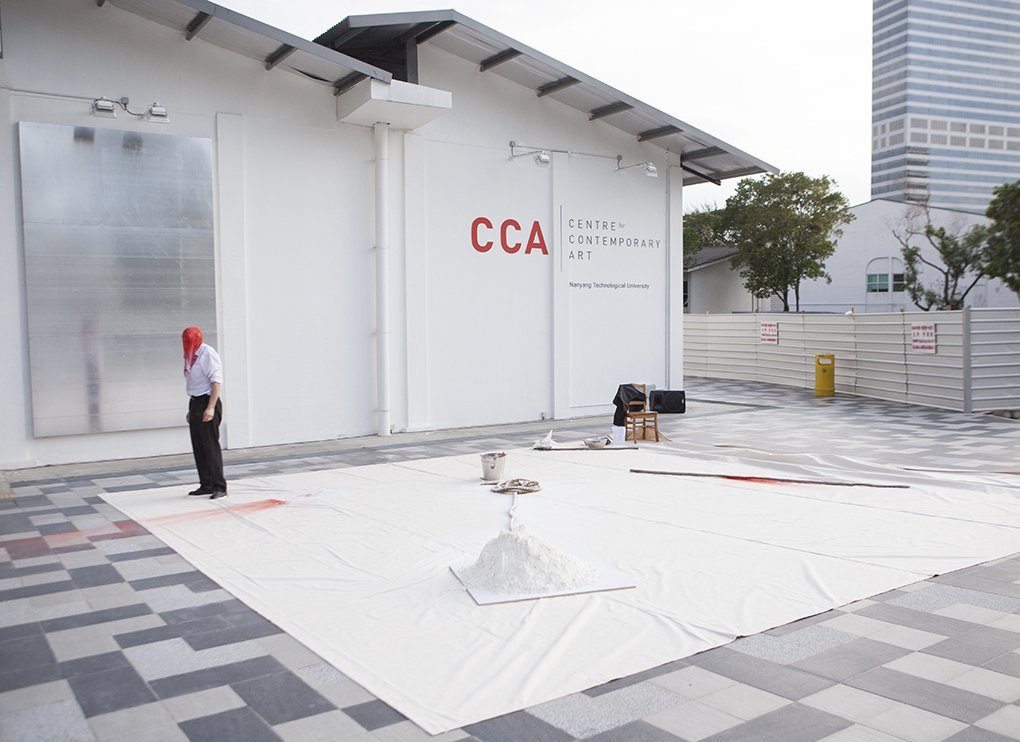 T H E P A R A D I S E = L O S T B O D Y (2014), Nigel Rolfe, Performance, Part 1 & 2. Photograph by Clare Bottomley.