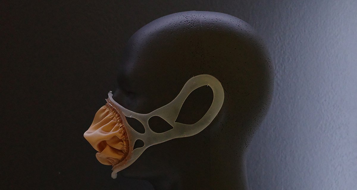 Ana Prvački in collaboration with Joyce Bee Tuan Koh and Galina Mihaleva Mouthful (masked duet)