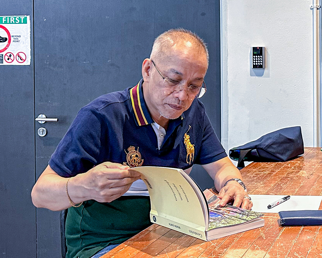 Pacific Aquarium Drawing Club, 24 May 2025. Design Earth: Speculative Fiction for the Climate, 2025, ADM Gallery. Courtesy of NTU Centre for Contemporary Art Singapore